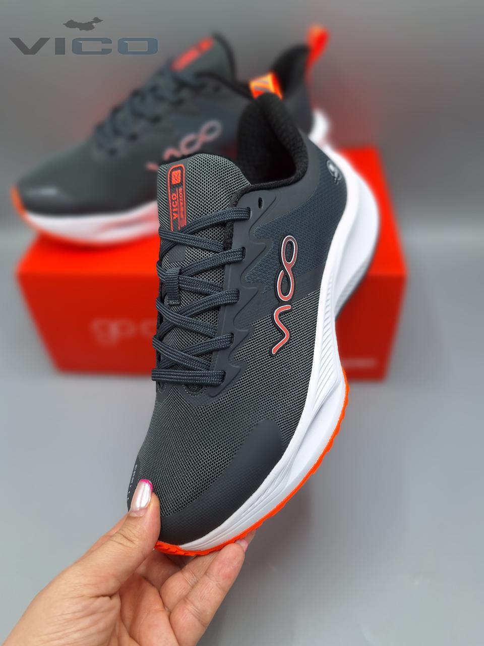 https://vicoprc.ir/uploadfile/file_portal/site_12158_web/file_portal_end/shop/انبار/product/24/12387/کفش-مخصوص-دویدن-مردانه-ویکو-چین-(1).JPEG 